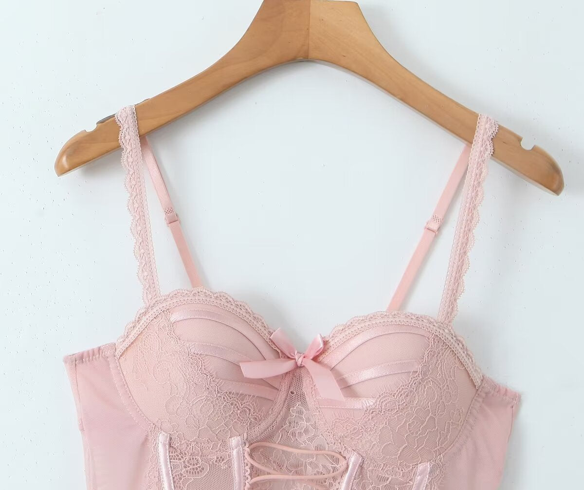 Pink bow lace herringbone suspender belt