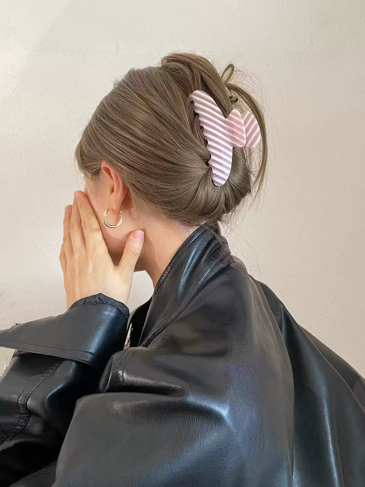 Big Clip in Strawberry Candy Stripe