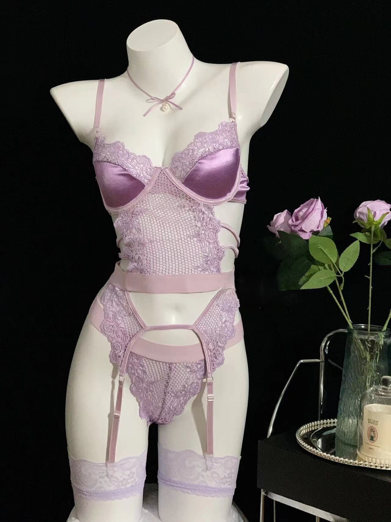 Lace sexy lingerie set