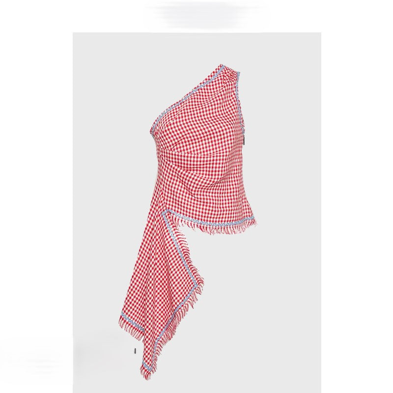Plaid one-shoulder camisole short style with sweet and spicy style