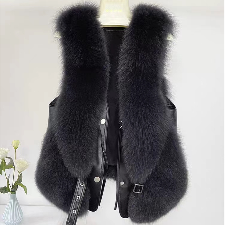 Short fur vest