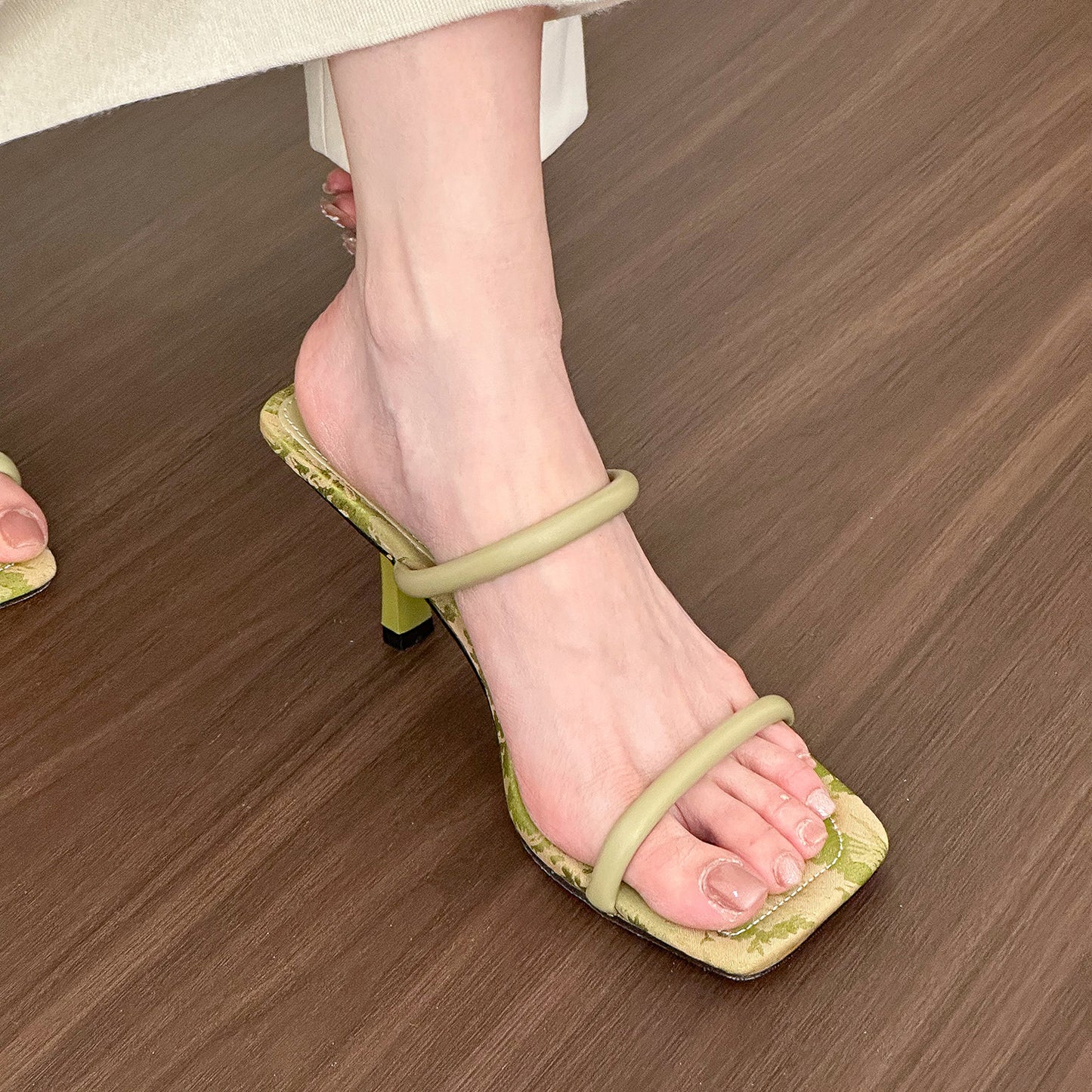 Square toe strappy high heel sandals