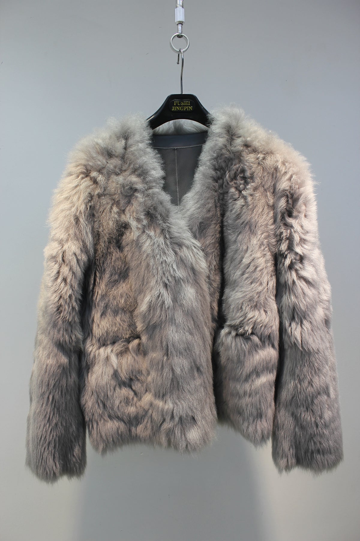 Spanish Tuscan sheepskin one-piece V-neck lady style fur
