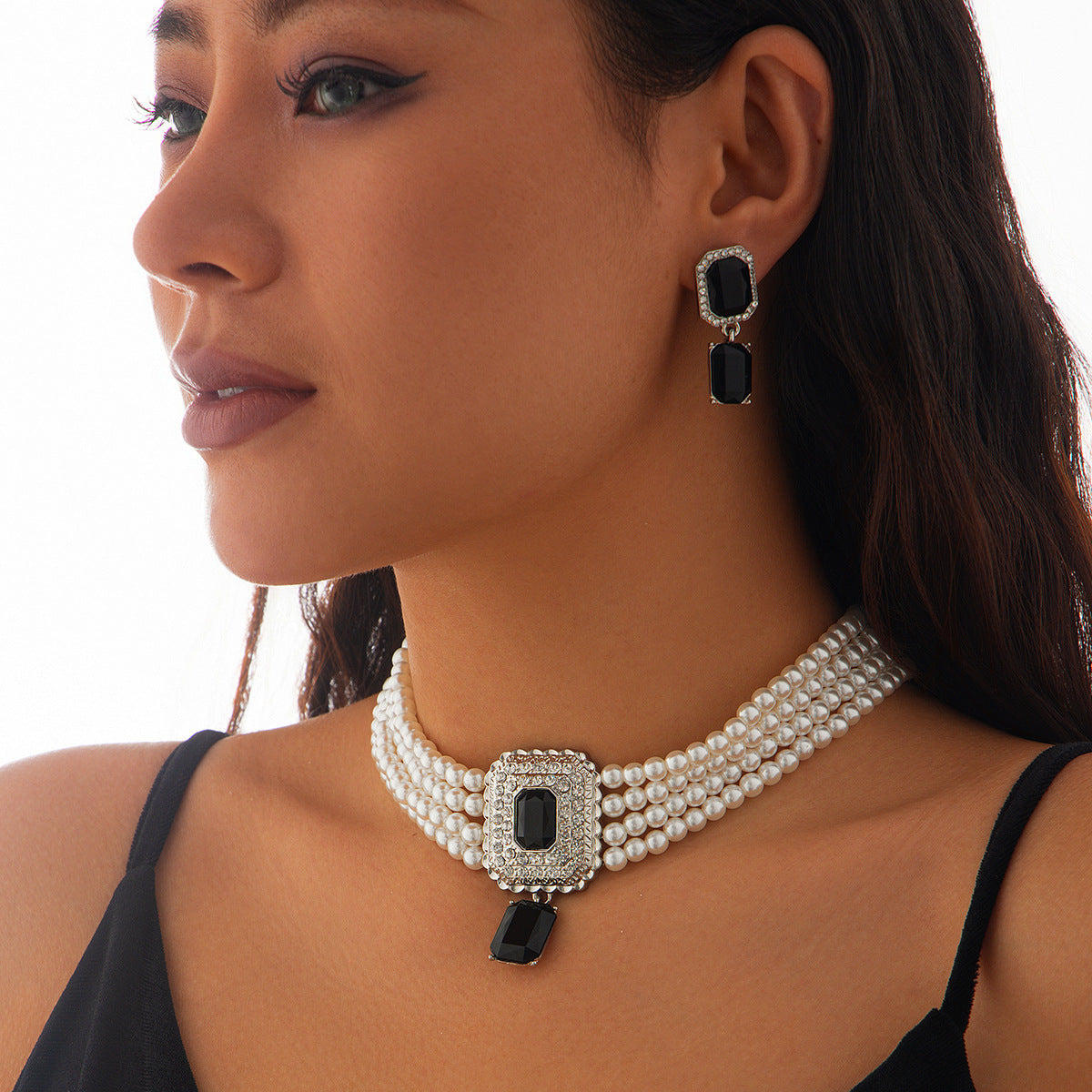 Retro square full diamond gemstone imitation pearl necklace