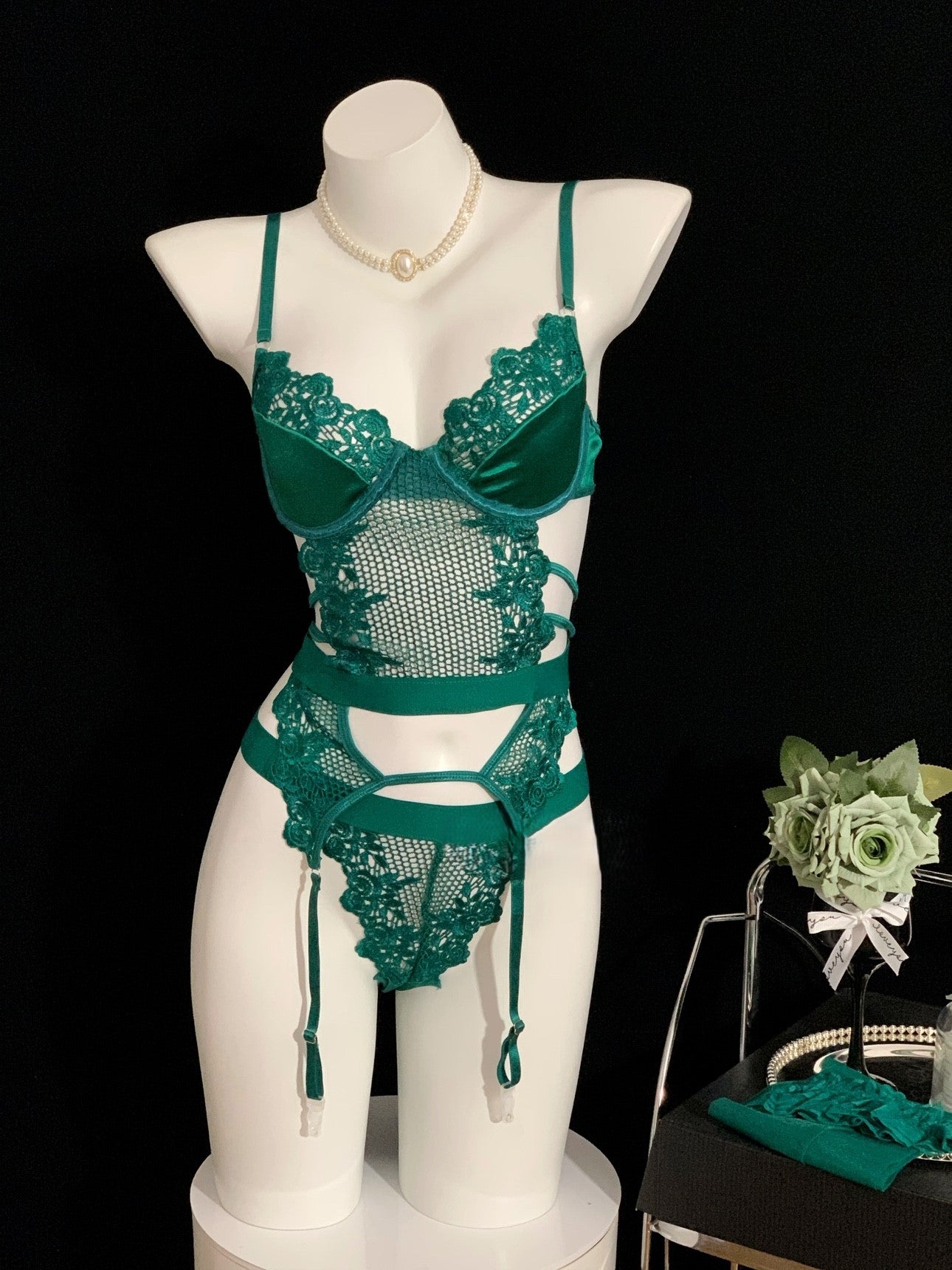 Lace sexy lingerie set