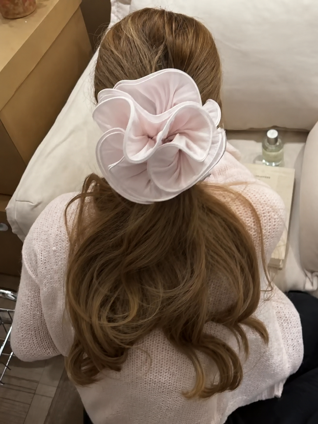 Scrunchie in Angel Milk Puff