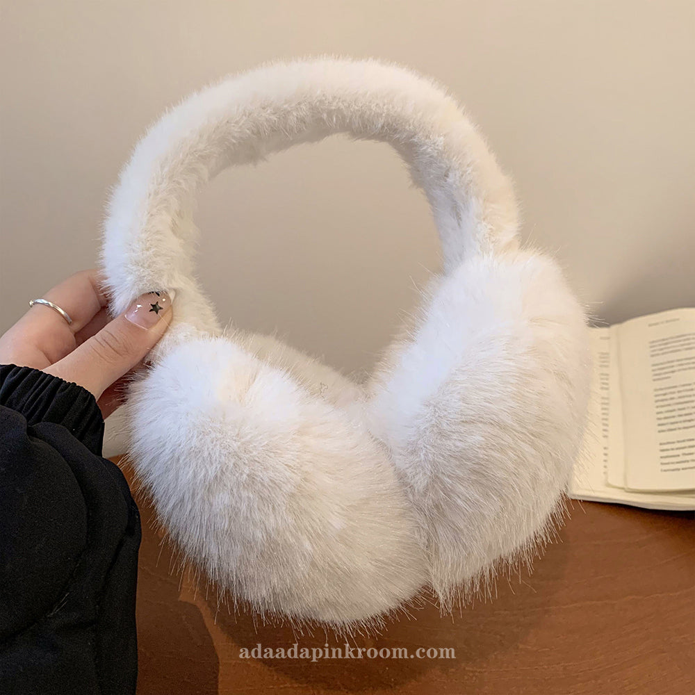 Plush warm earmuffs