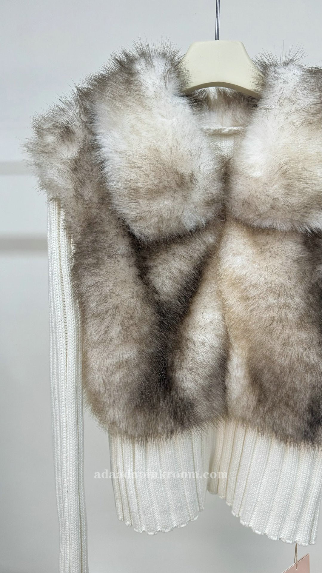 Plush lapel long-sleeved knitted cardigan