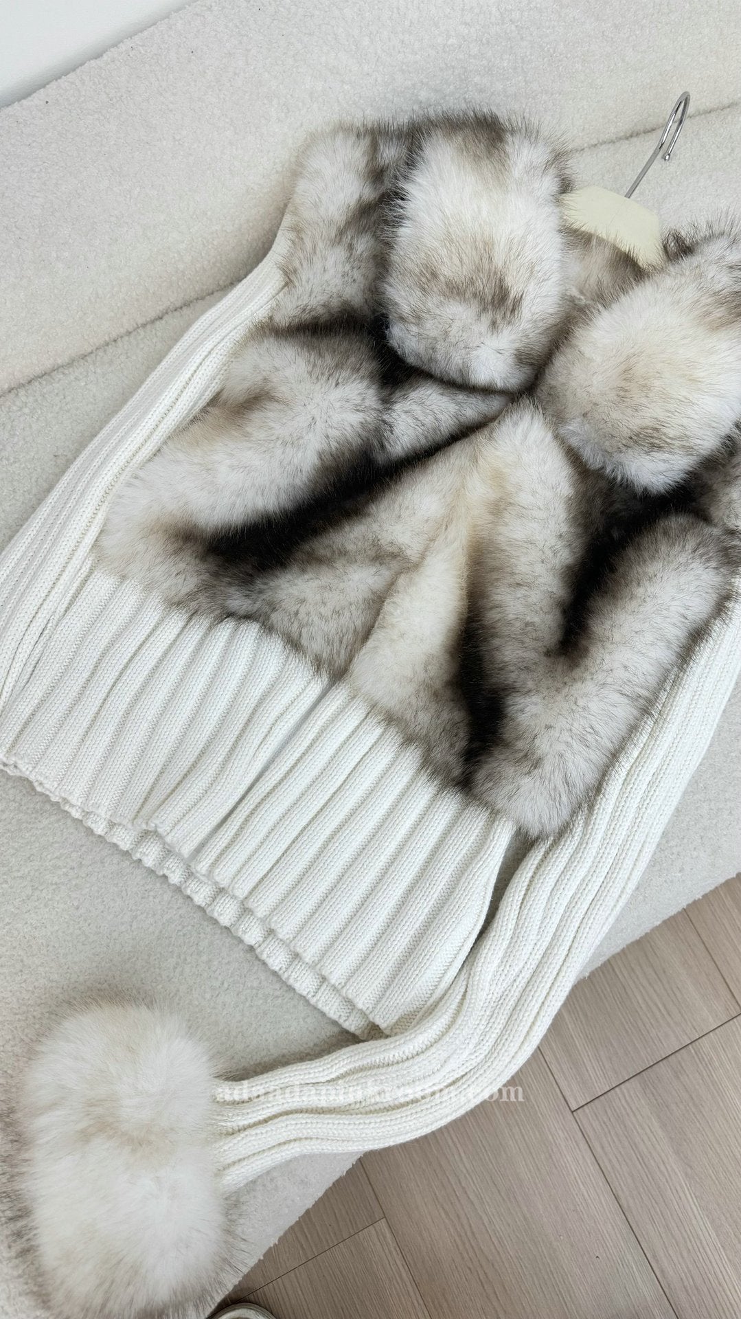 Plush lapel long-sleeved knitted cardigan