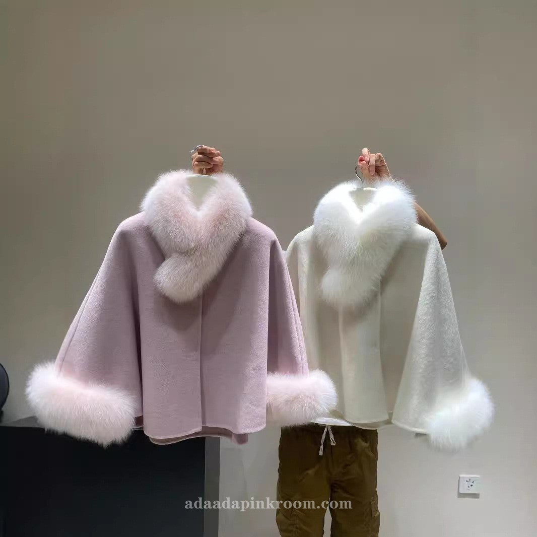 Double-faced cashmere coat with small cape