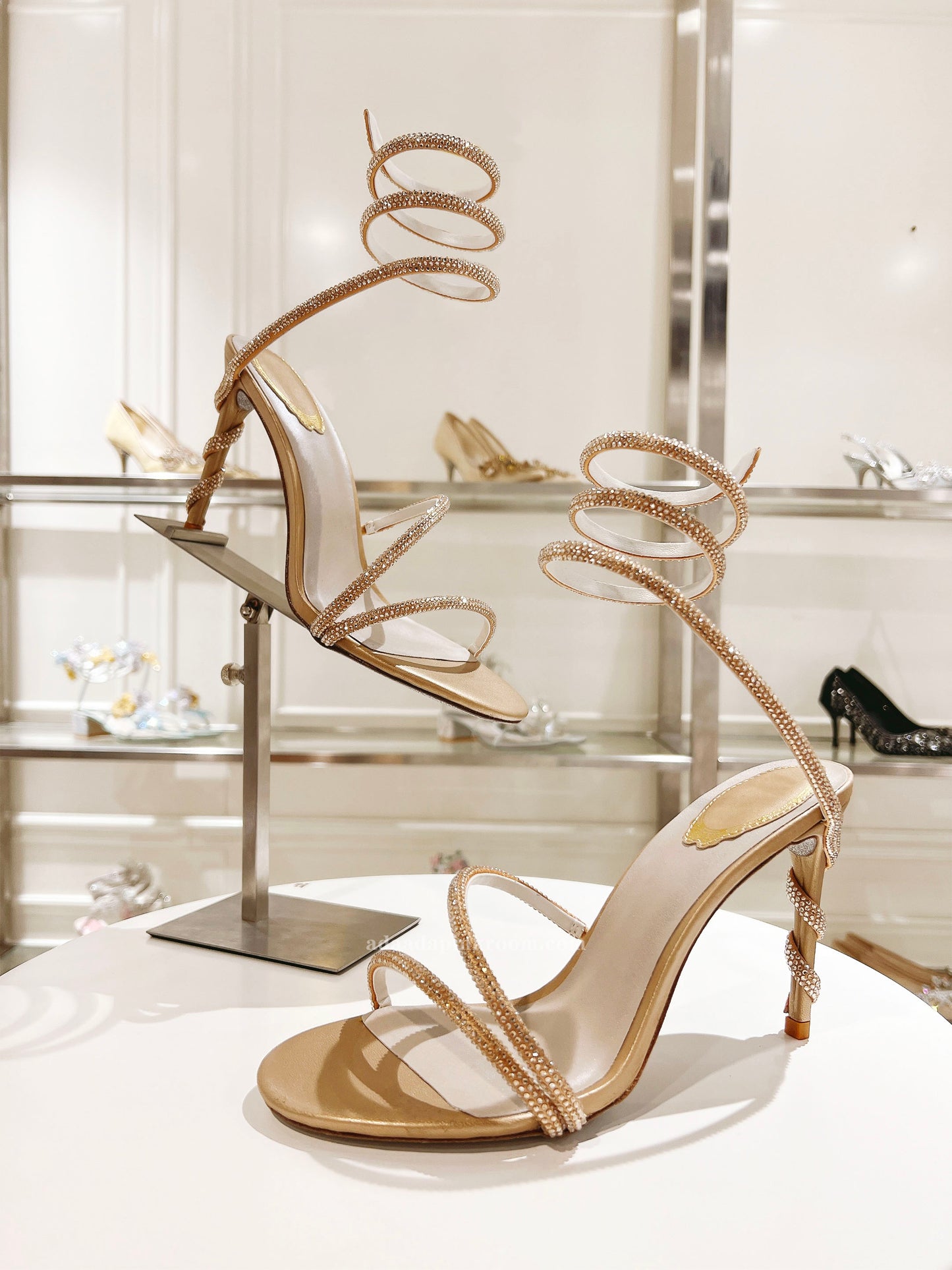 Snake -shaped winding rhinestone high heels