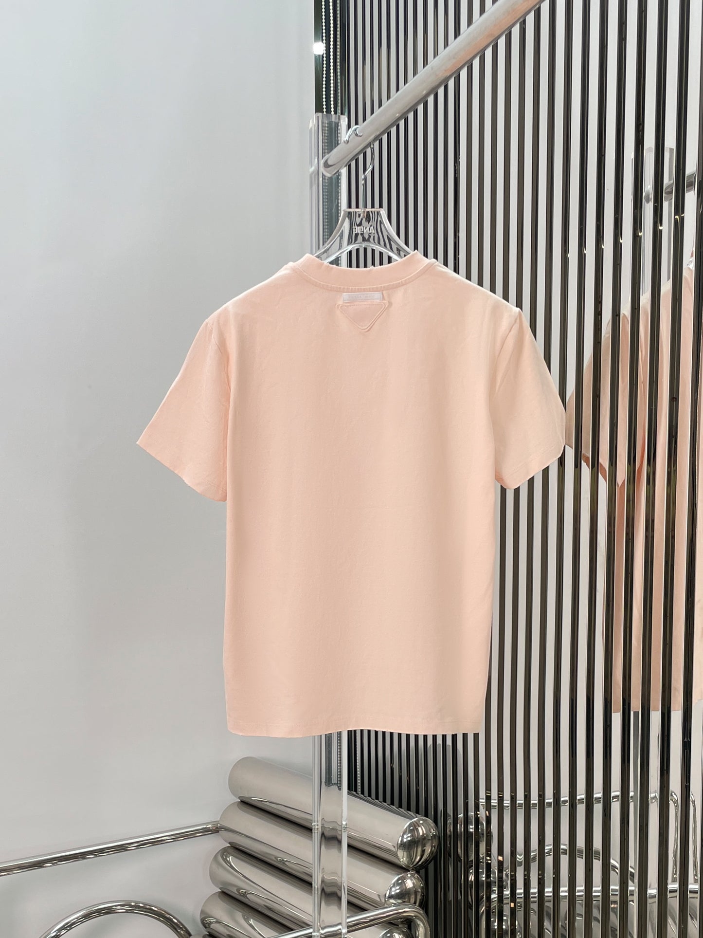 Basic triangle logo T-shirt
