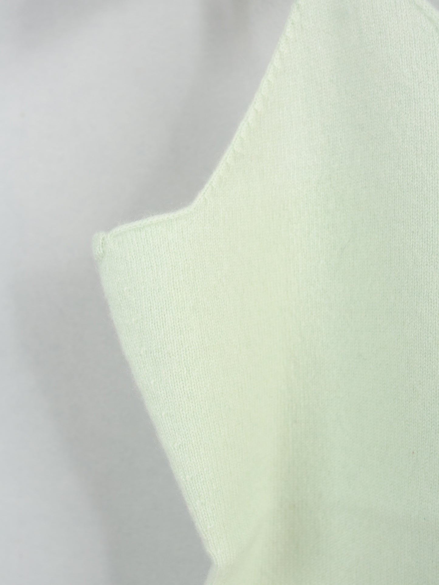 Cashmere V-neck seamless knitted camisole