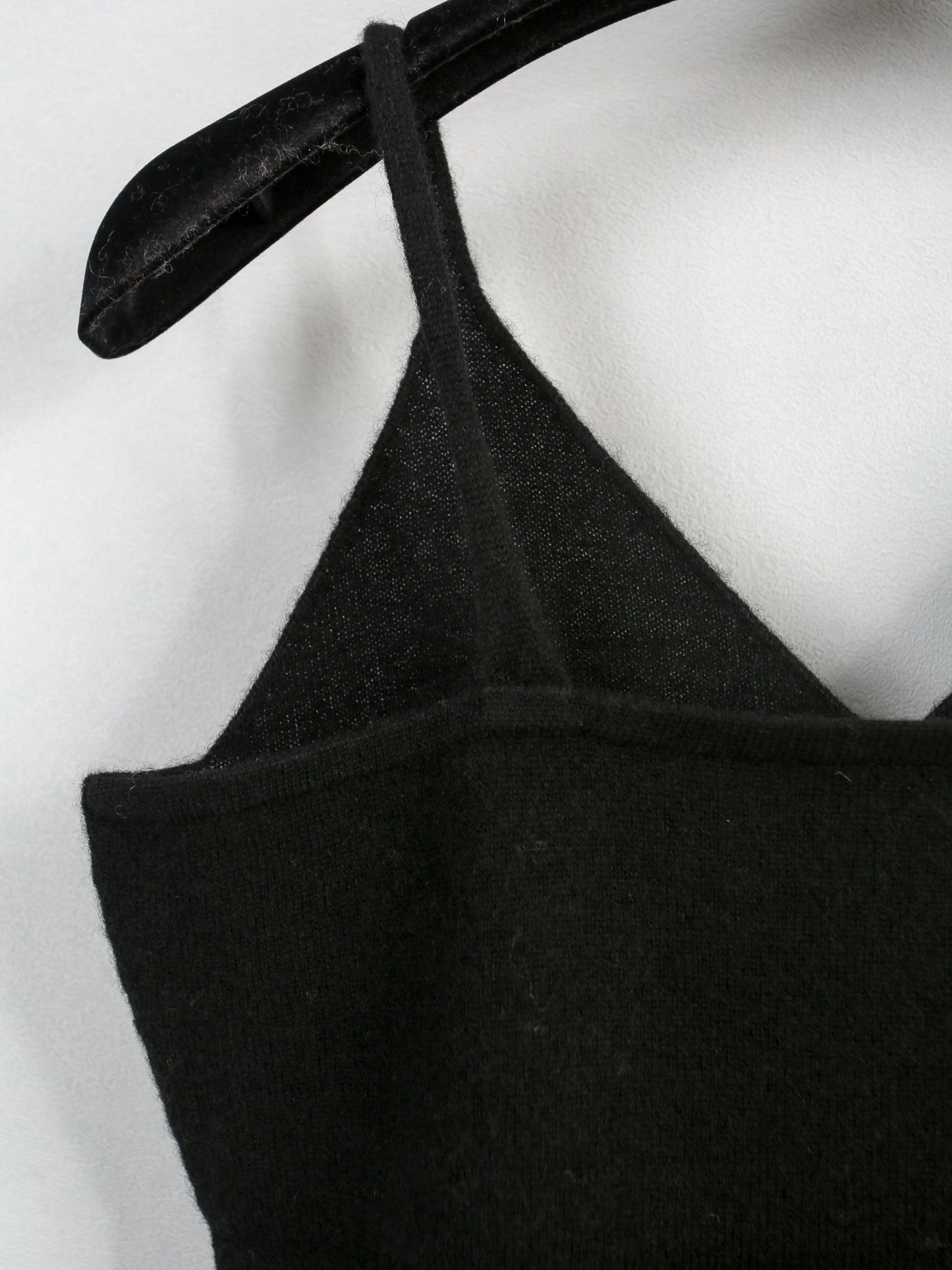Cashmere V-neck seamless knitted camisole