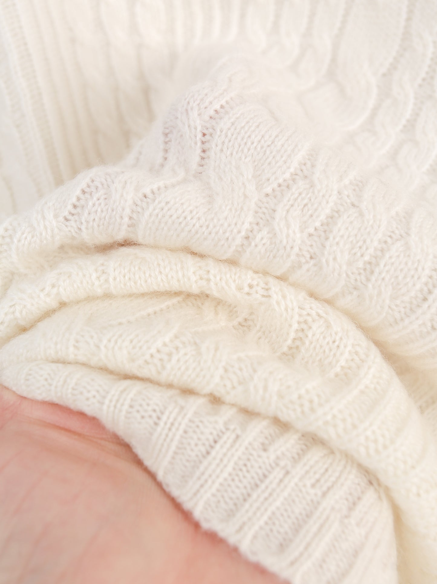 Cashmere crew neck cable knit sweater