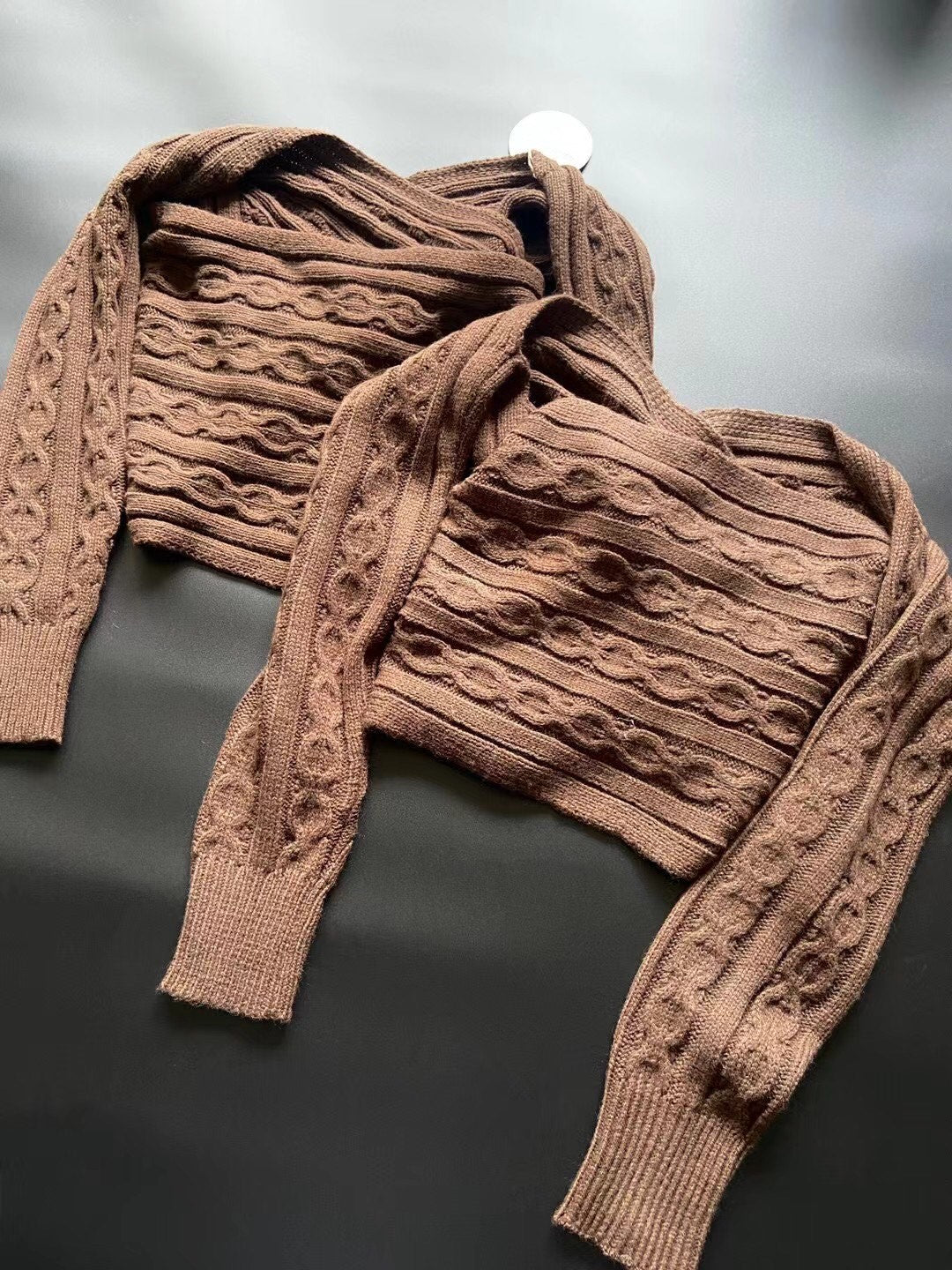 Knitted long sleeves