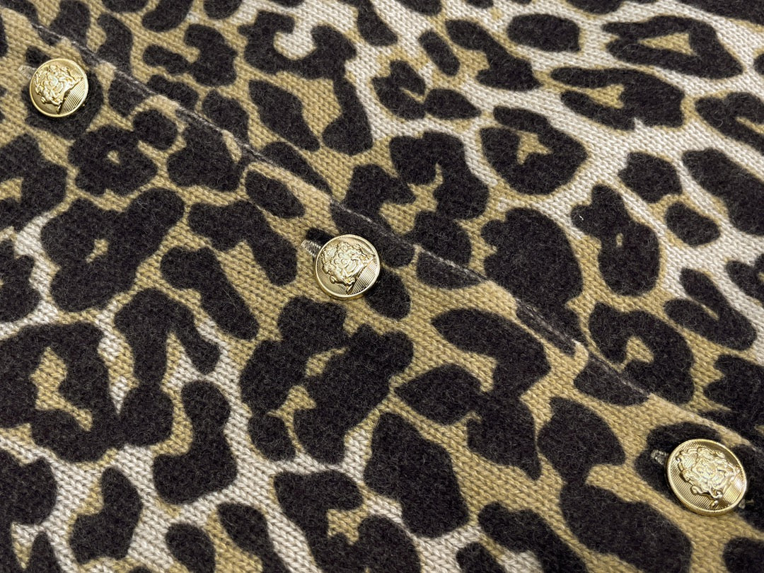 Leopard jacquard knit cardigan