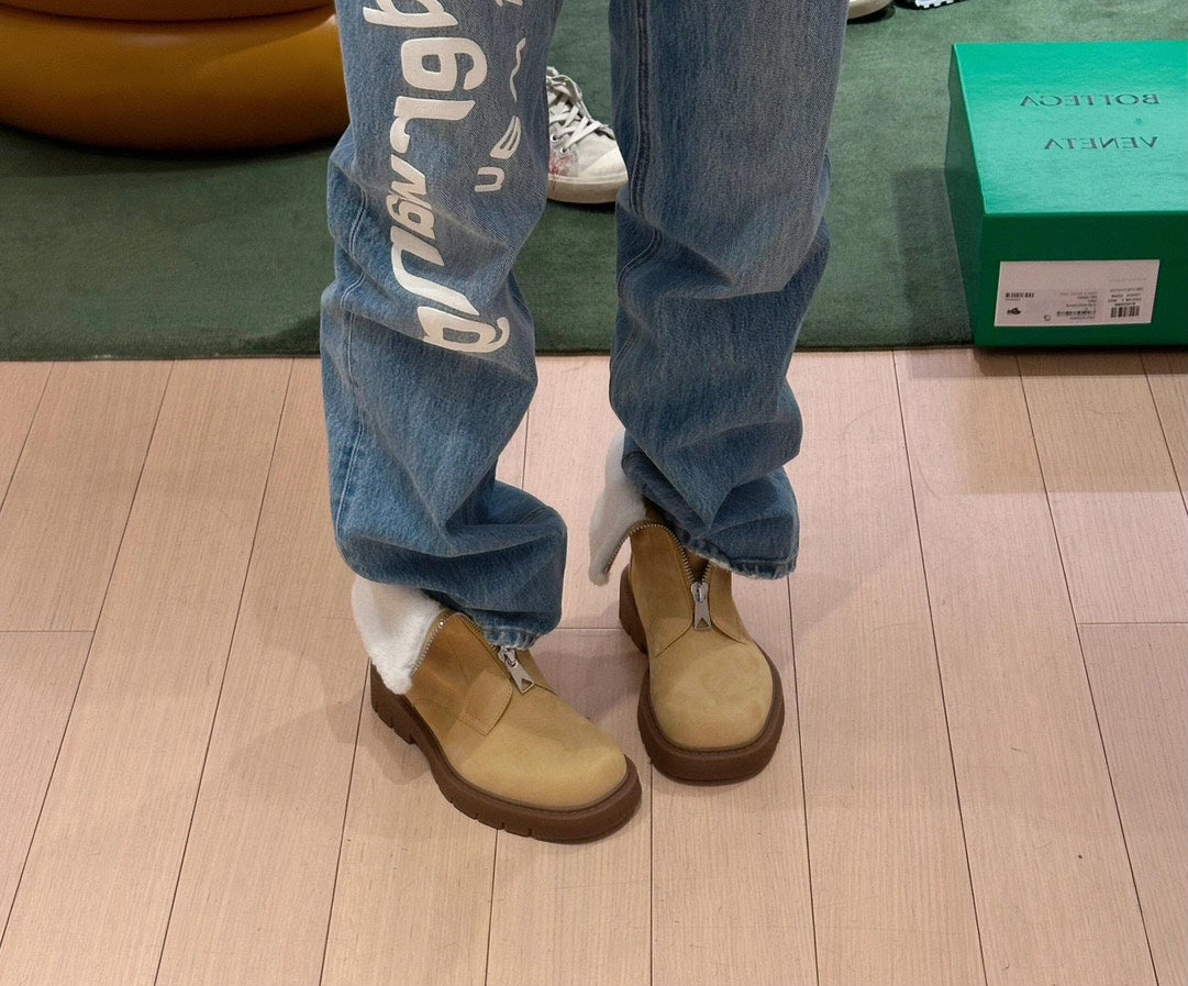 Wool and leather boots
