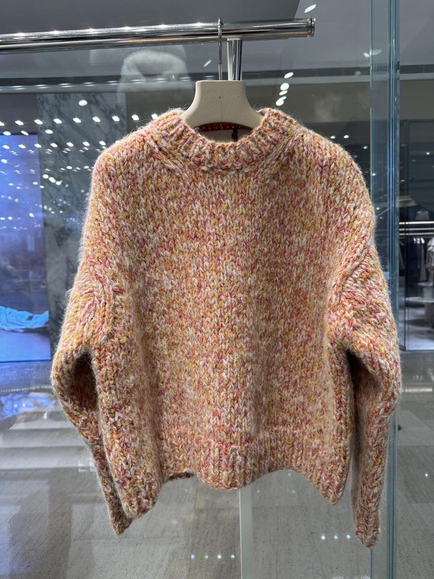 Cashmere crew neck sweater
