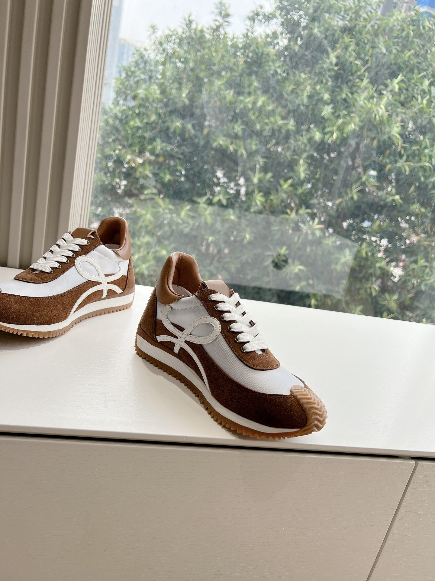Colorblocked Dexterity Shoes
