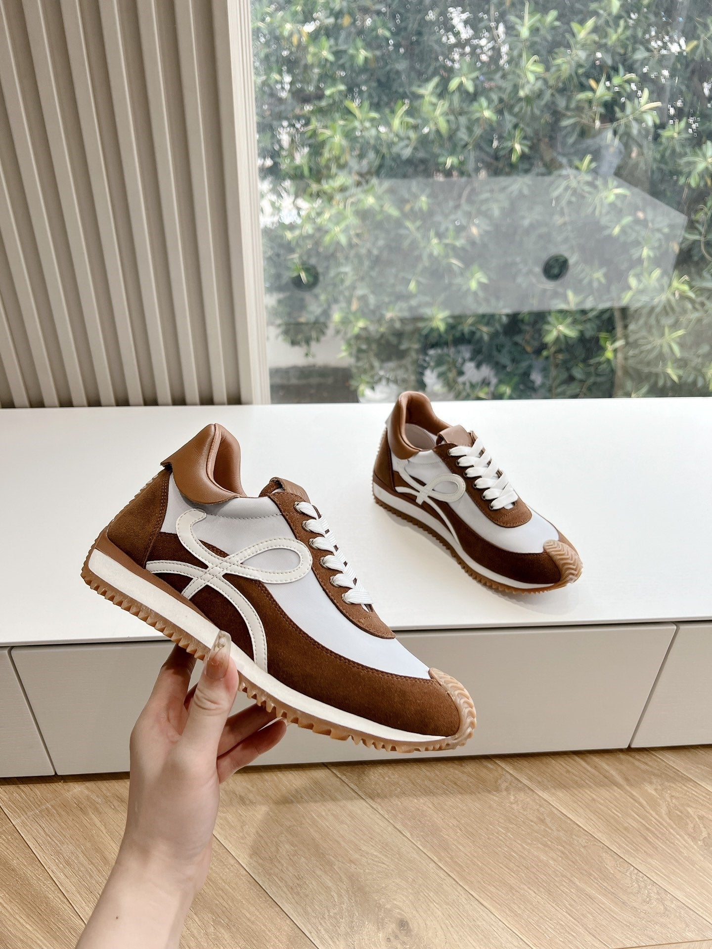 Colorblocked Dexterity Shoes