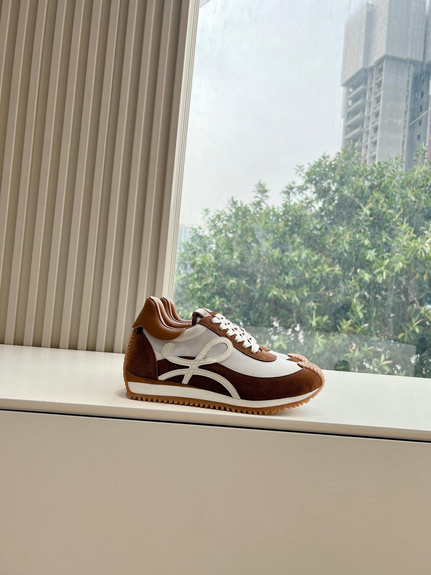 Colorblocked Dexterity Shoes