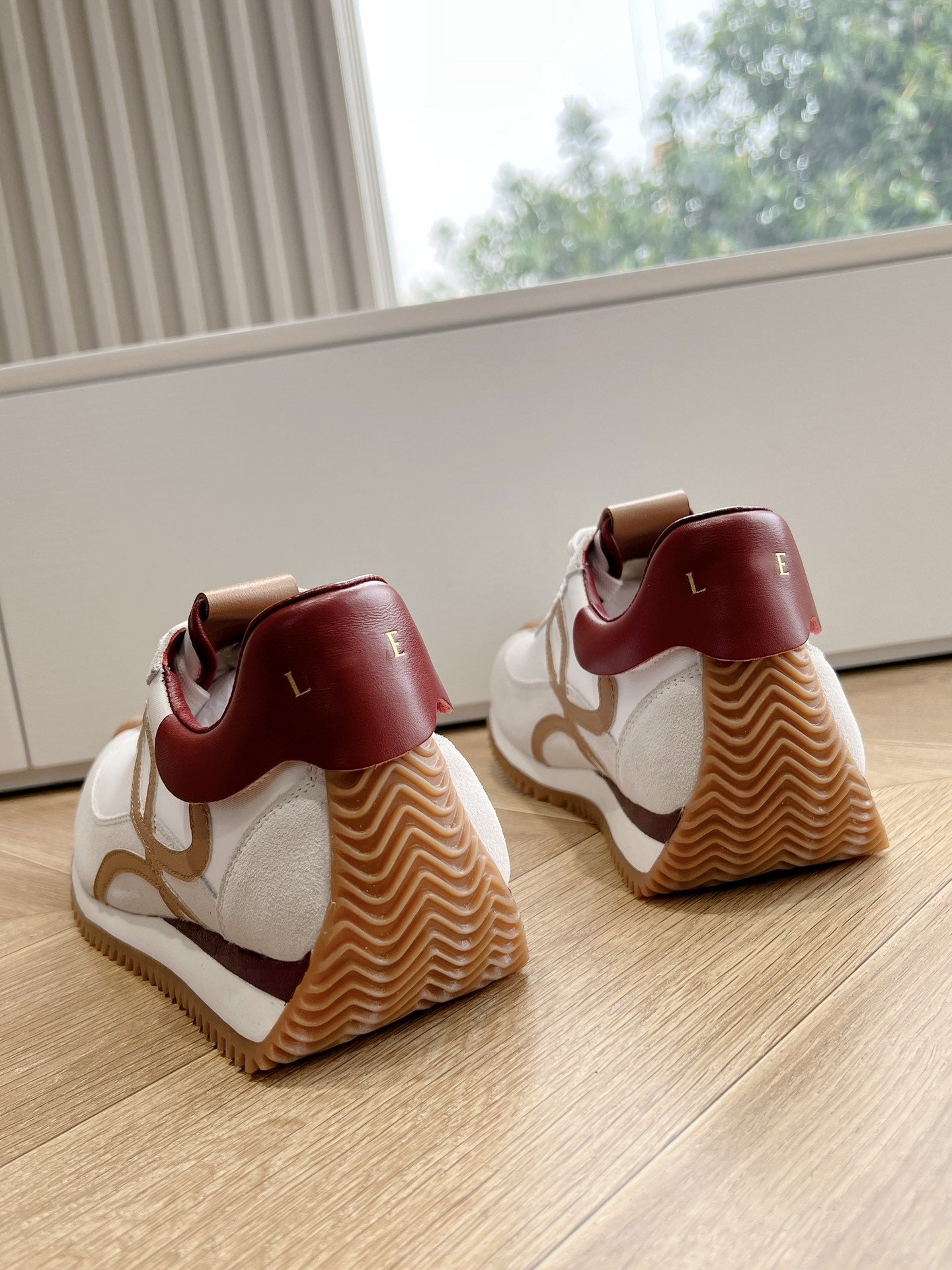 Colorblocked Dexterity Shoes