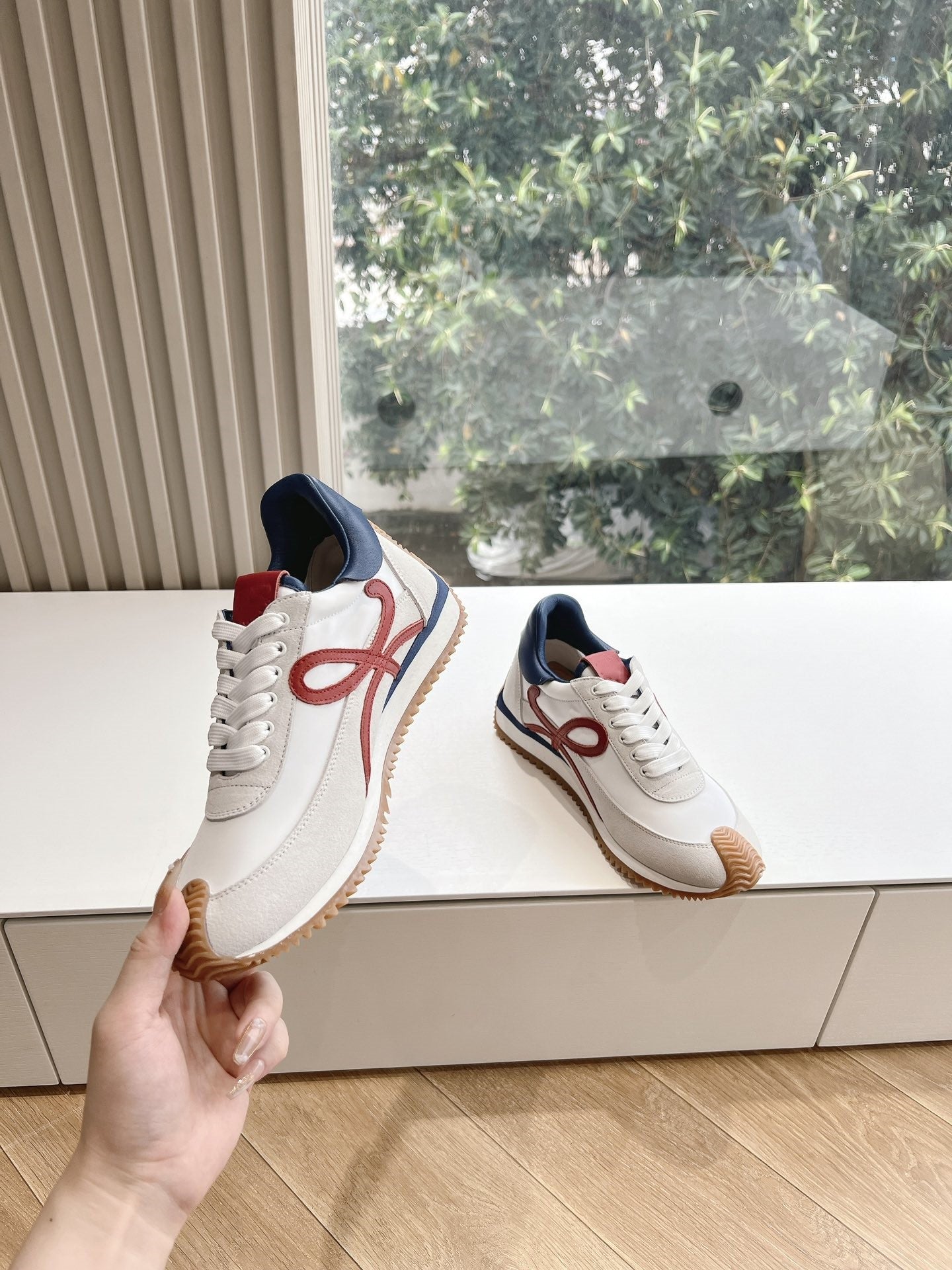 Colorblocked Dexterity Shoes