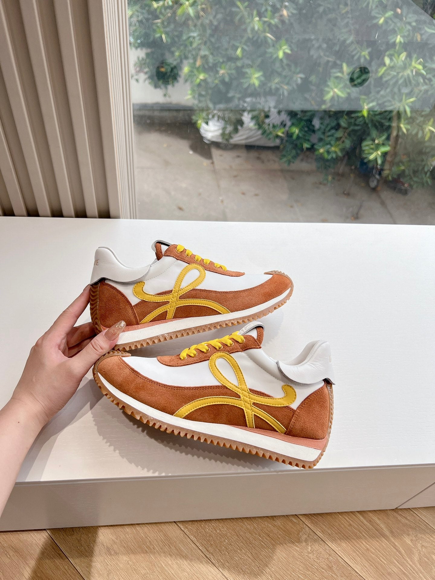 Colorblocked Dexterity Shoes