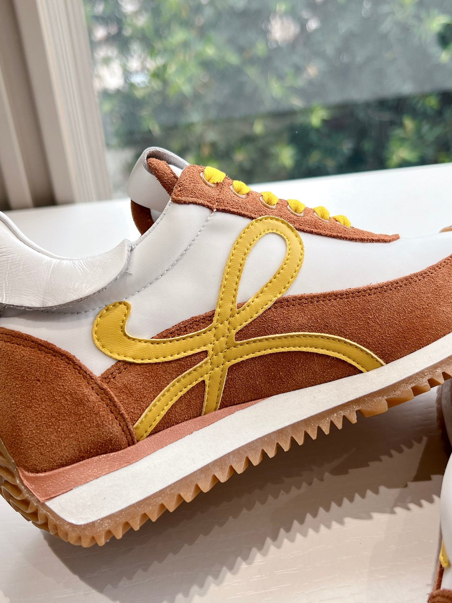 Colorblocked Dexterity Shoes