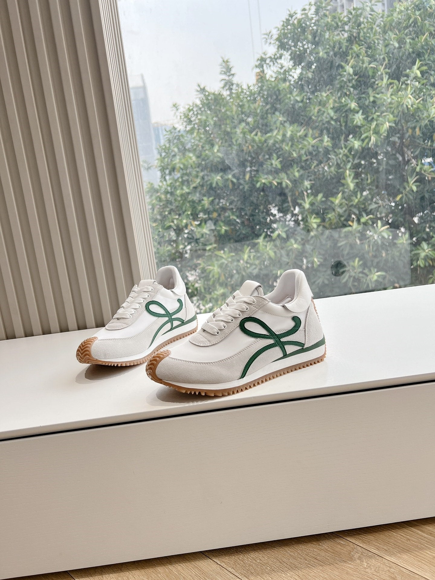 Colorblocked Dexterity Shoes