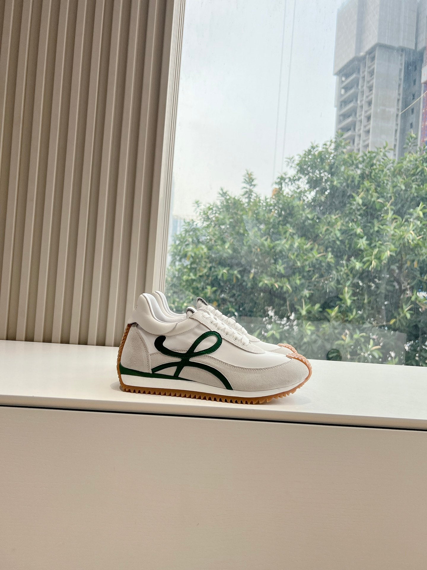 Colorblocked Dexterity Shoes
