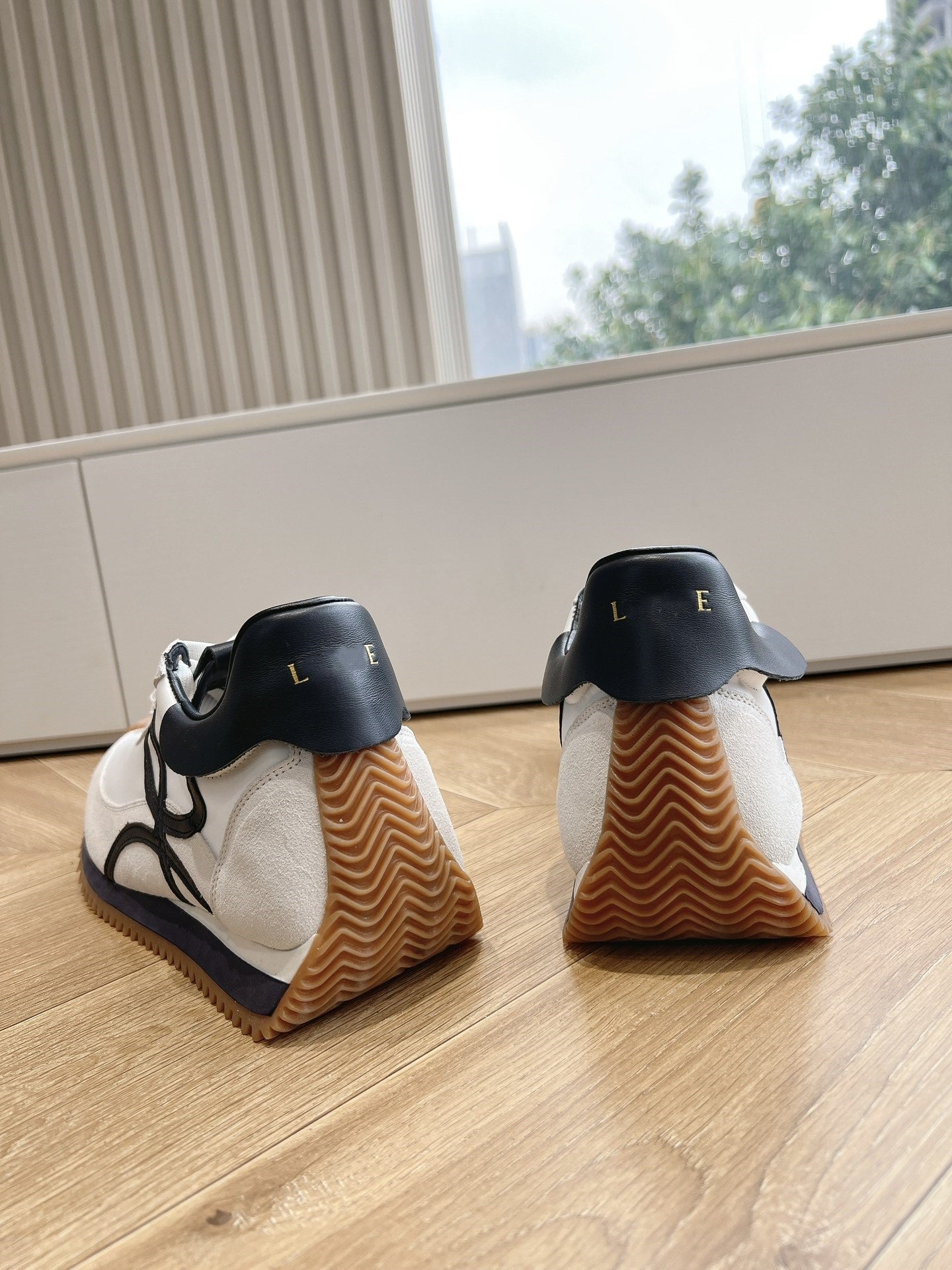Colorblocked Dexterity Shoes