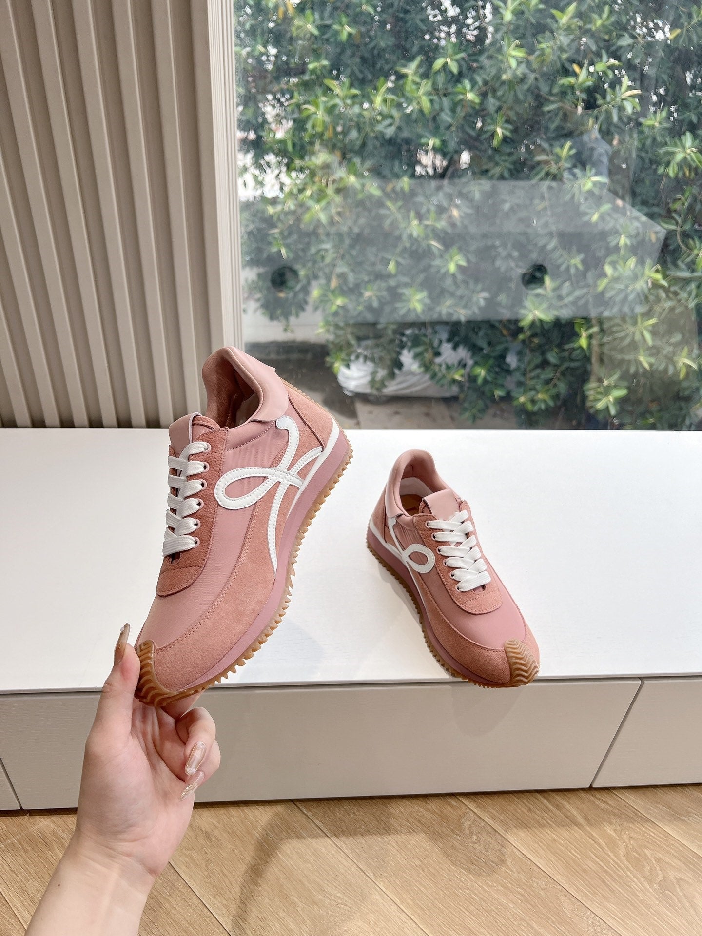 Colorblocked Dexterity Shoes