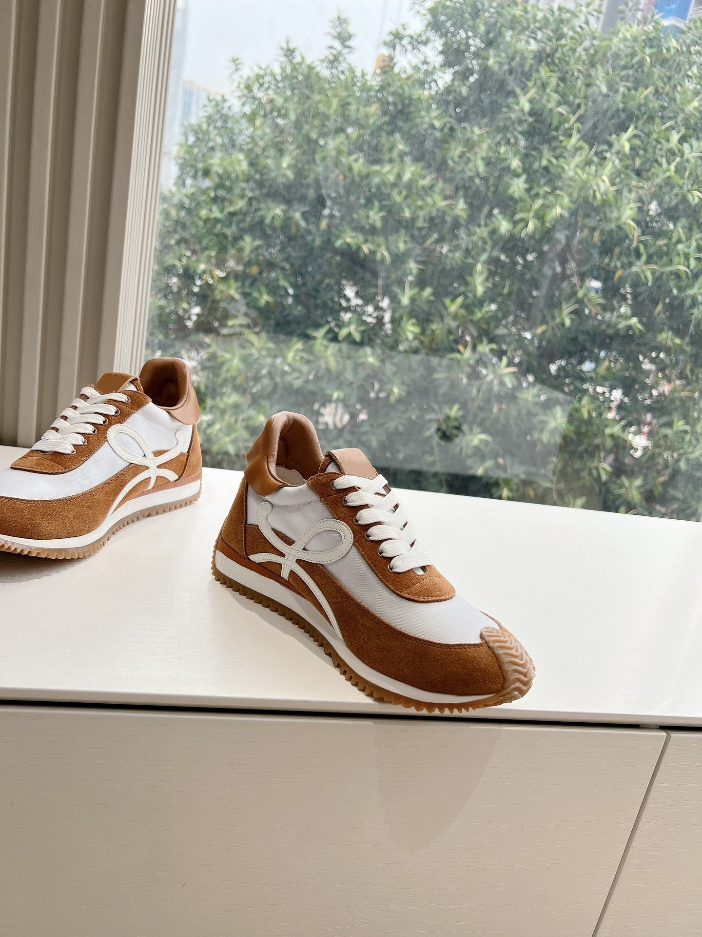 Colorblocked Dexterity Shoes
