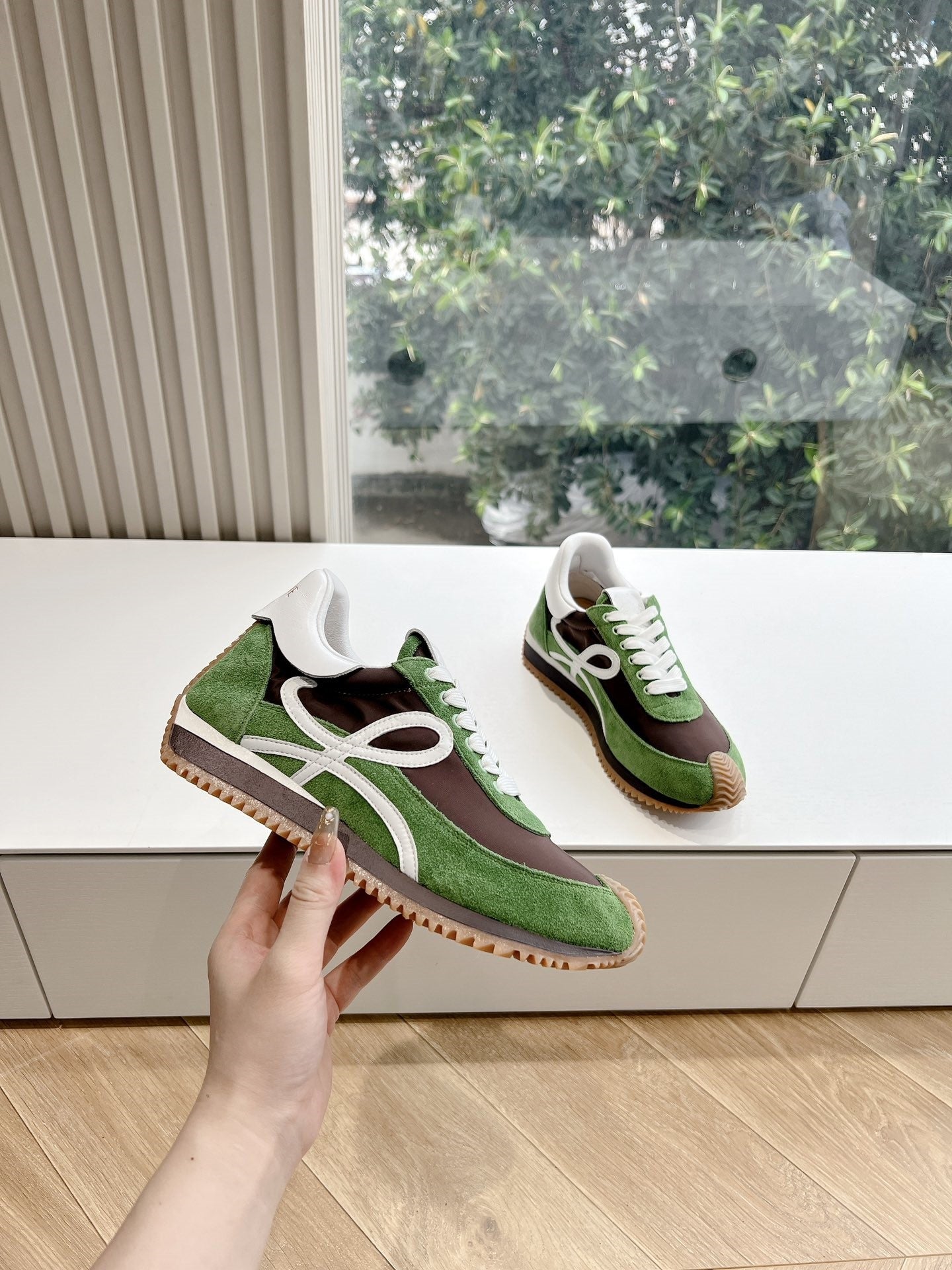 Colorblocked Dexterity Shoes