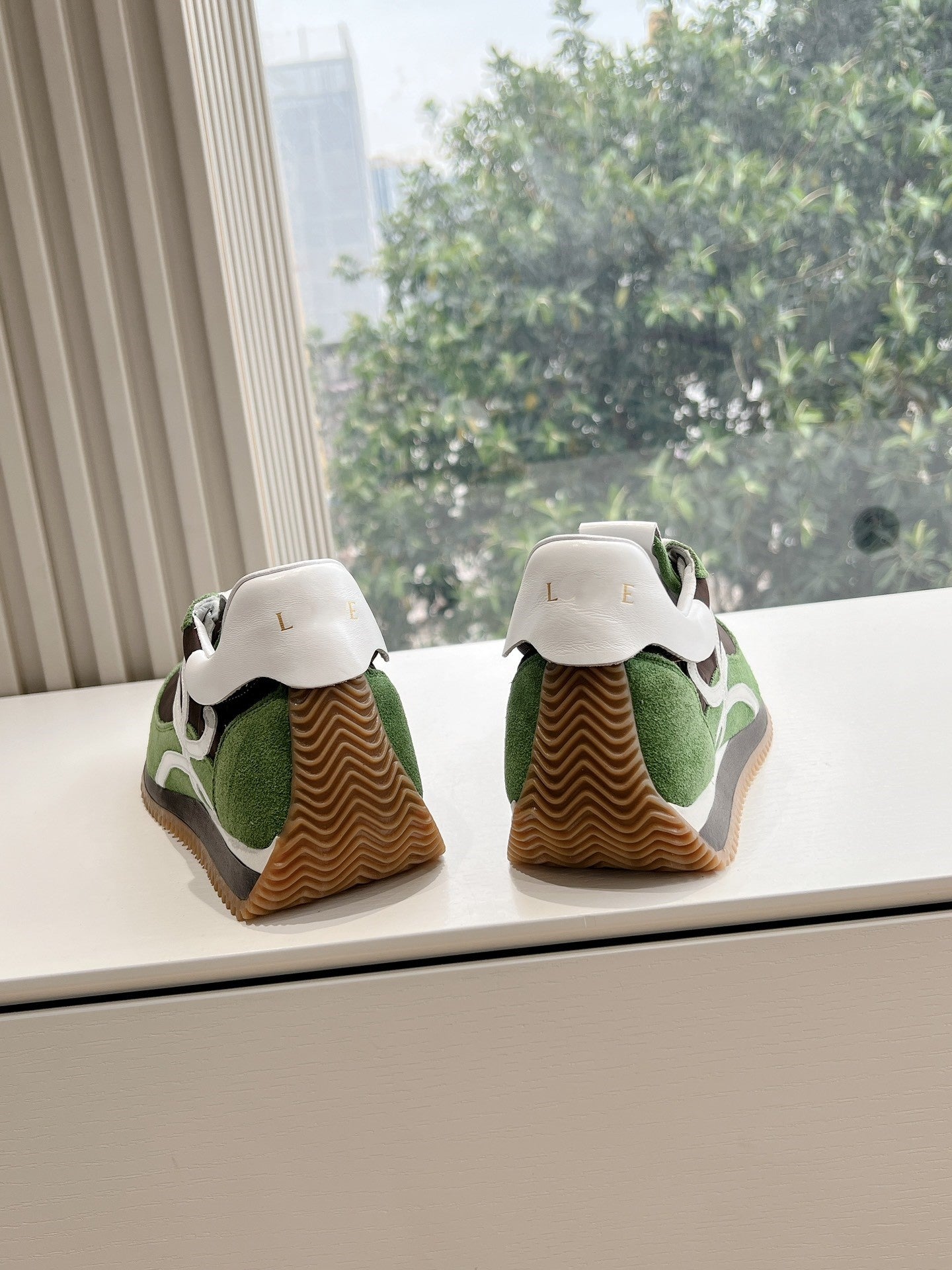 Colorblocked Dexterity Shoes