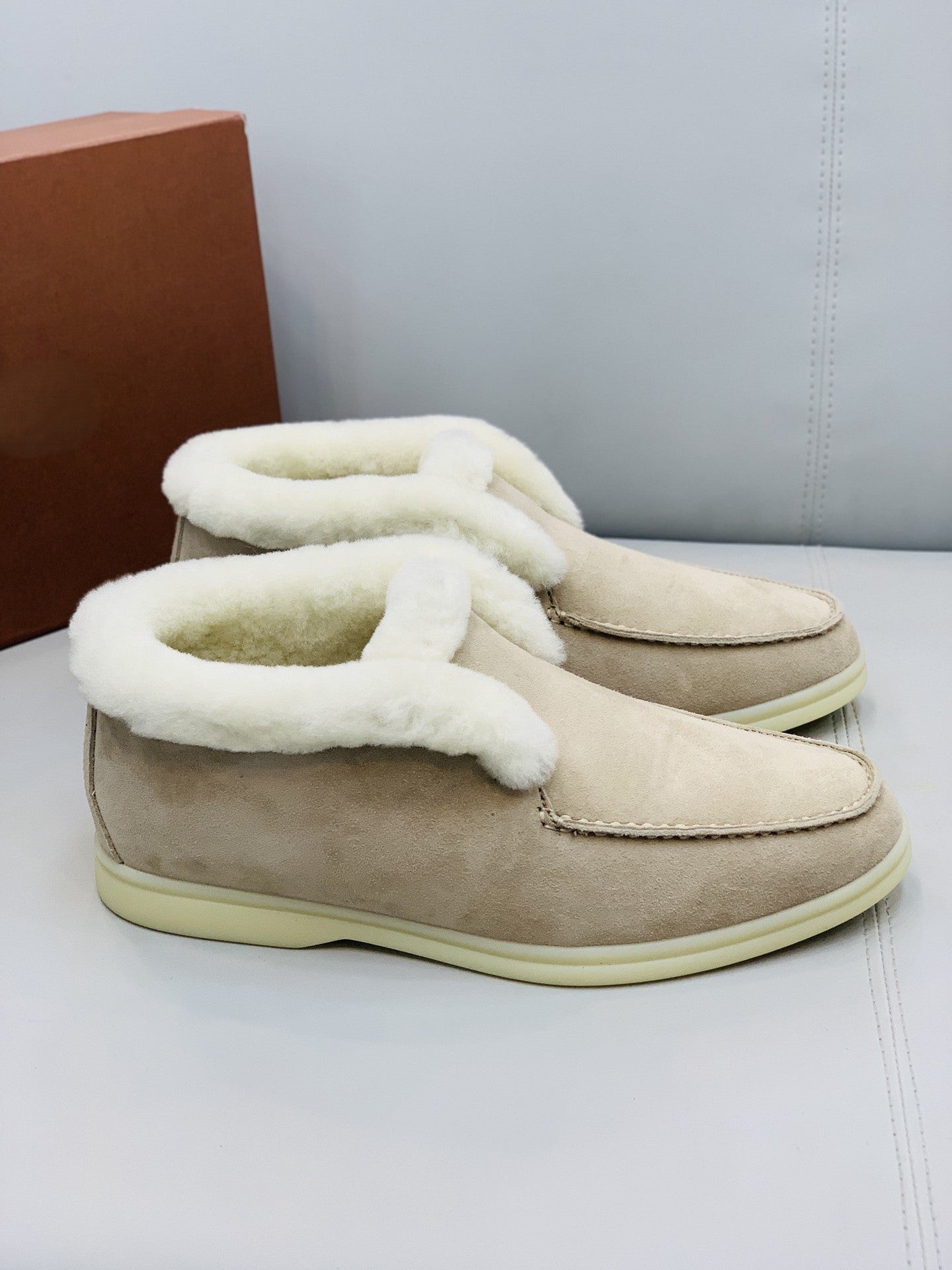 Casual loafers