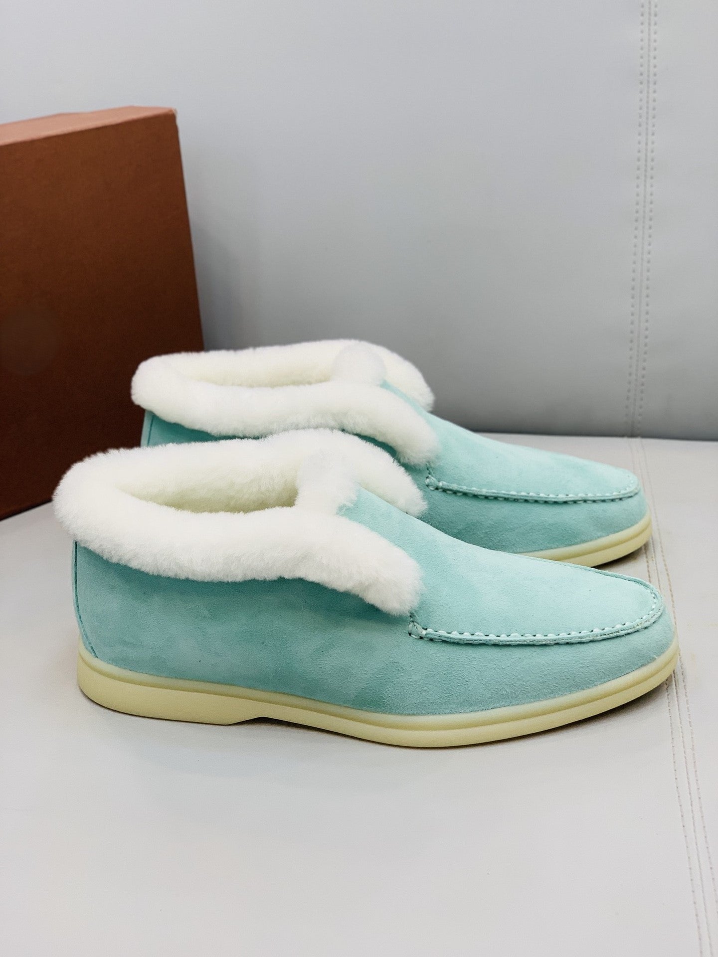 Casual loafers
