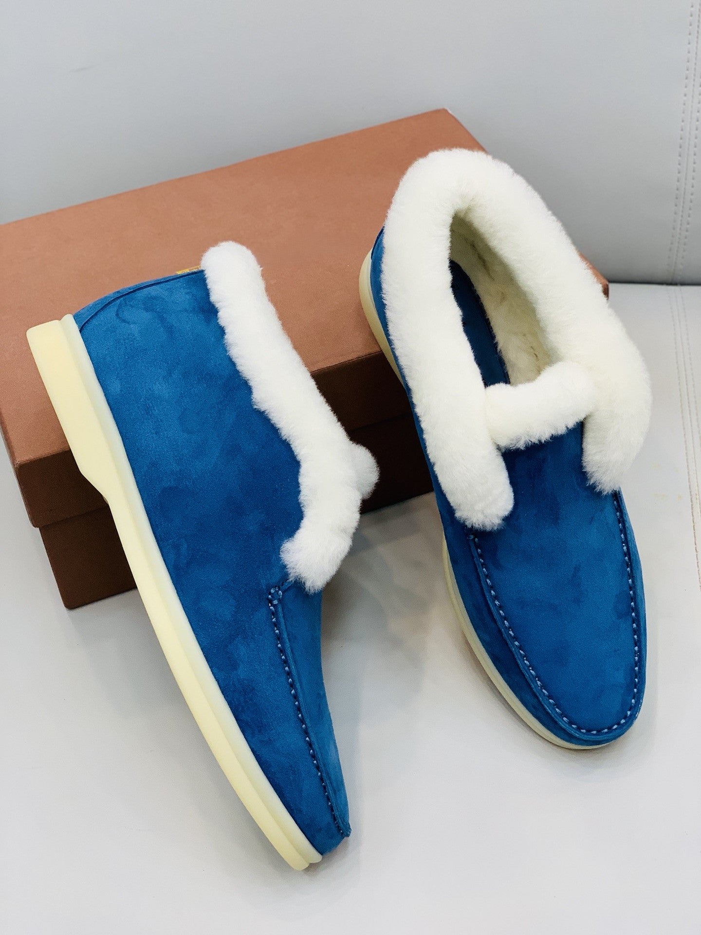 Casual loafers