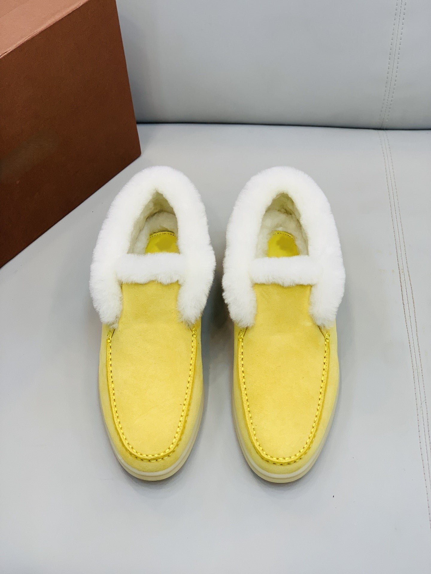 Casual loafers