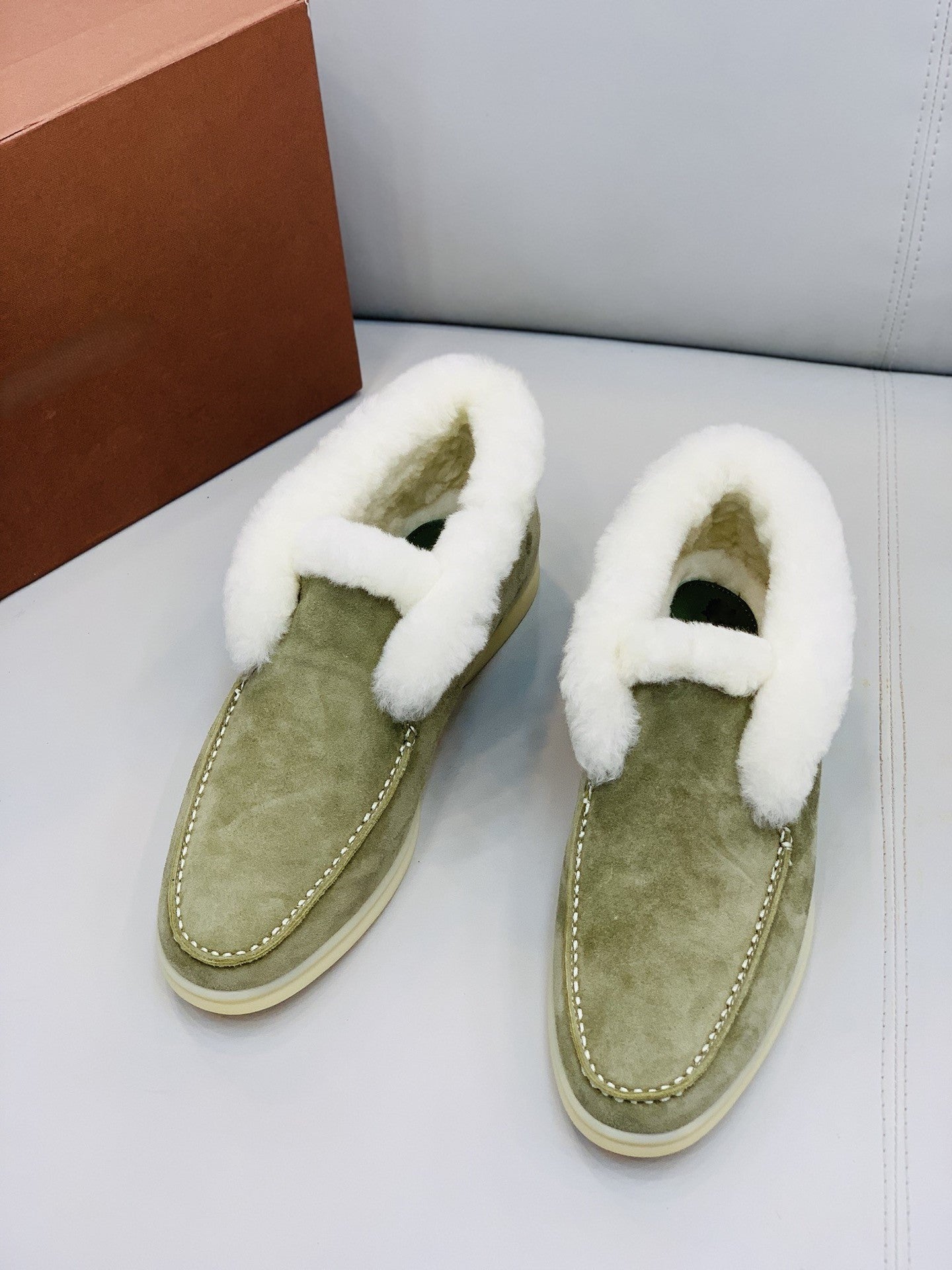 Casual loafers
