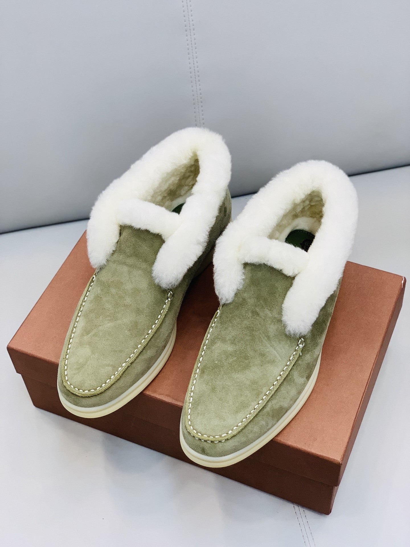 Casual loafers