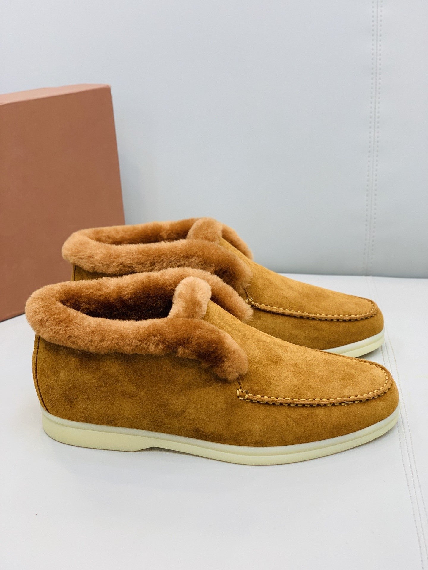 Casual loafers