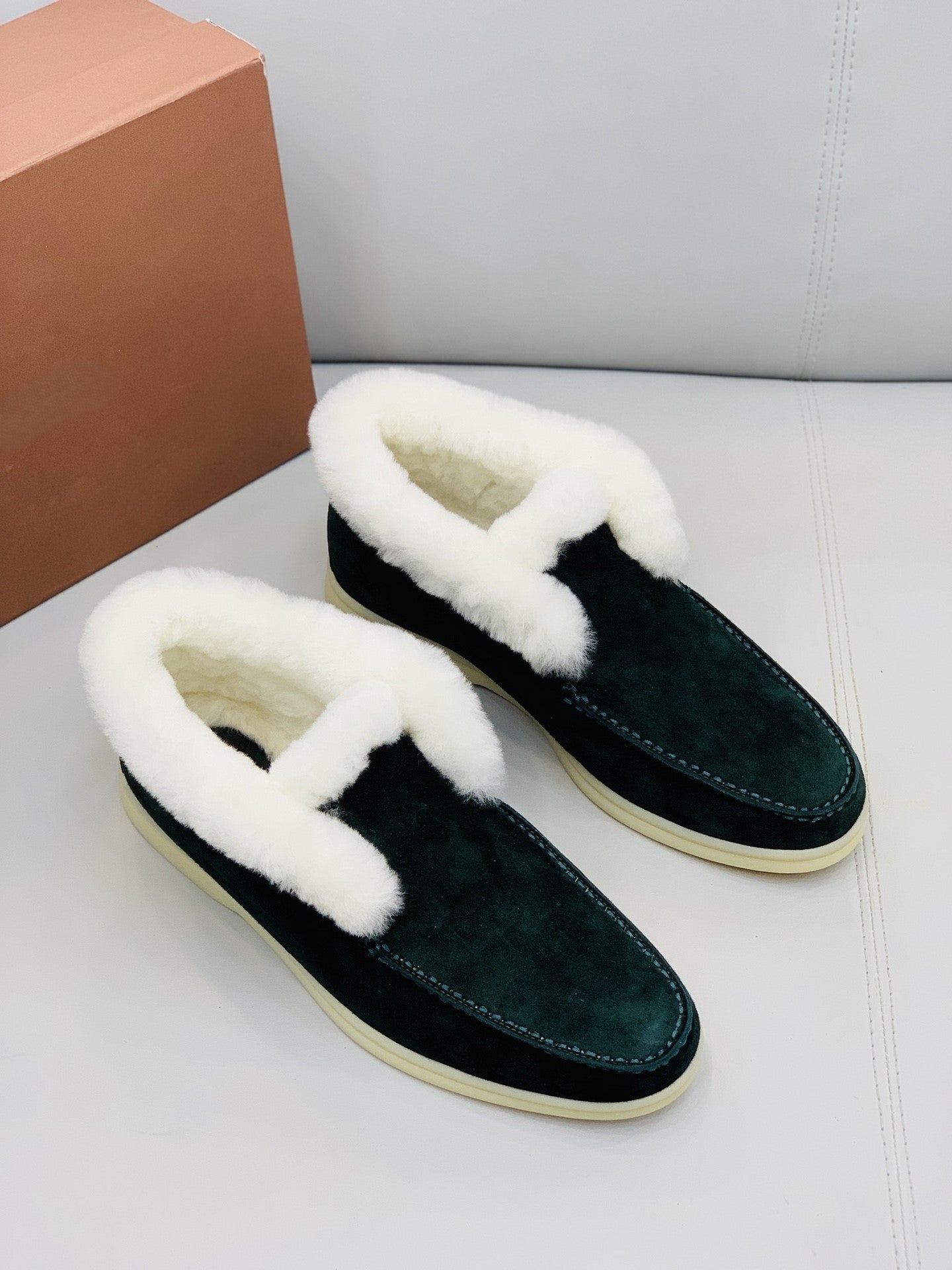 Casual loafers