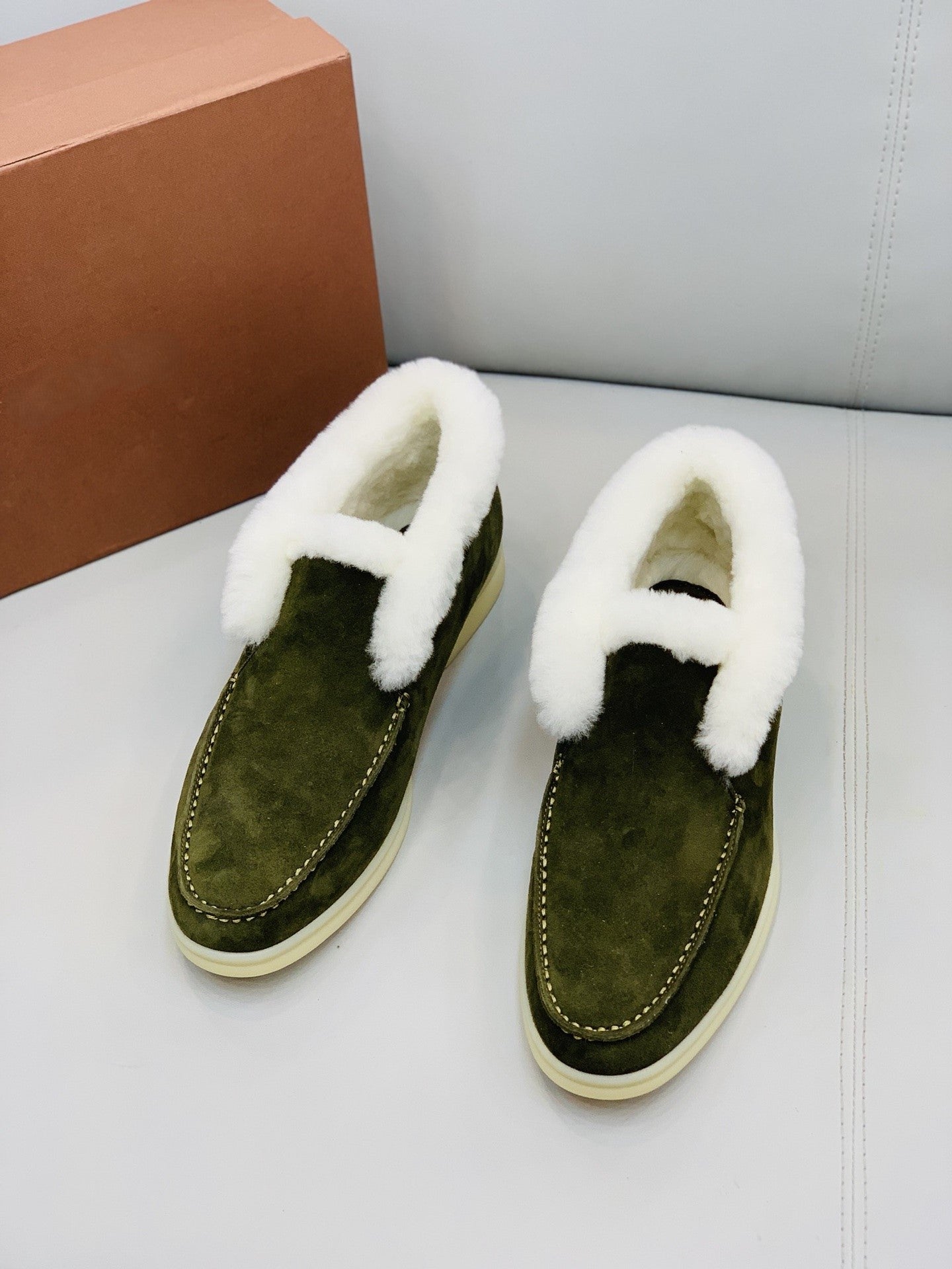 Casual loafers