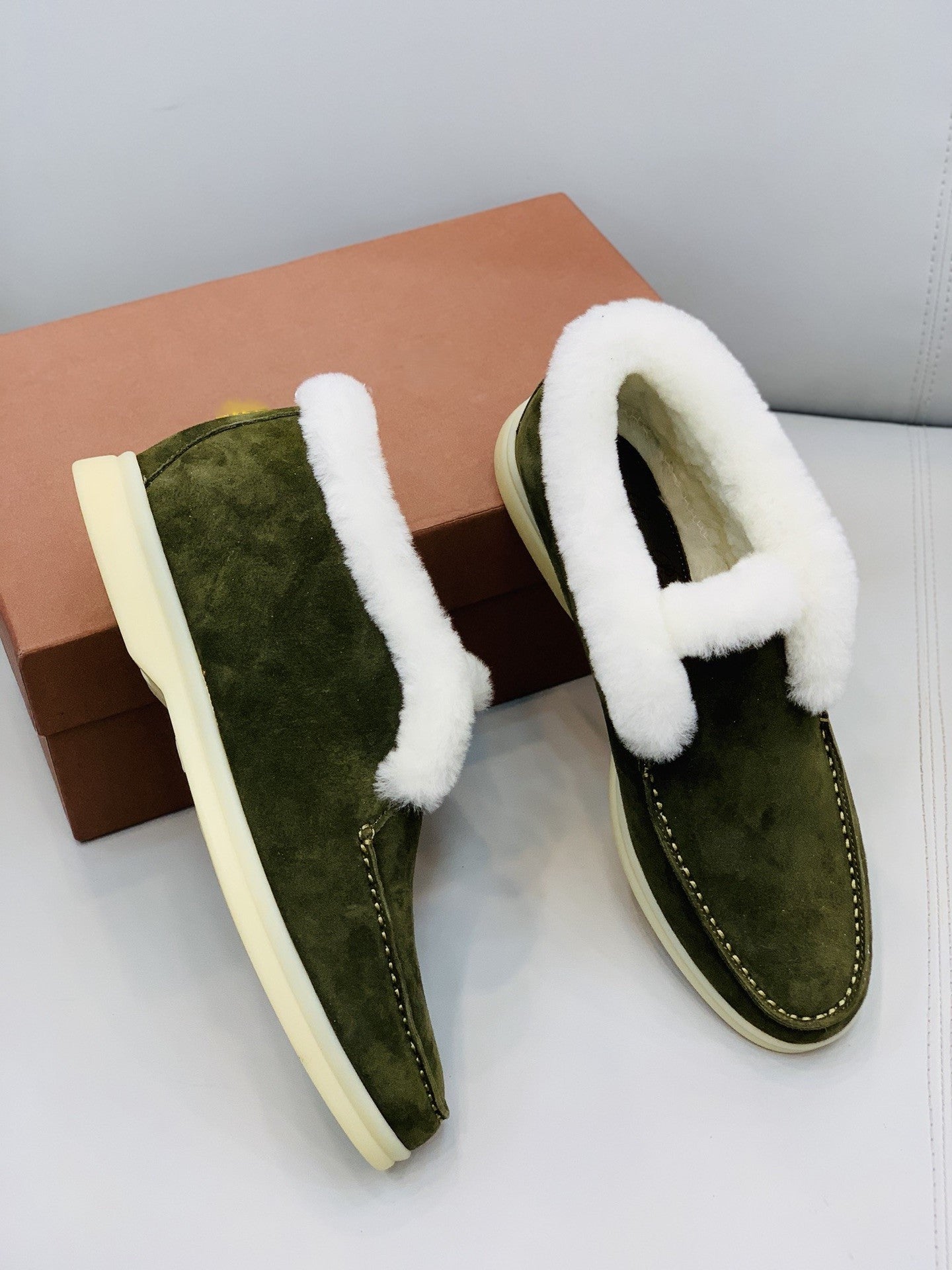 Casual loafers