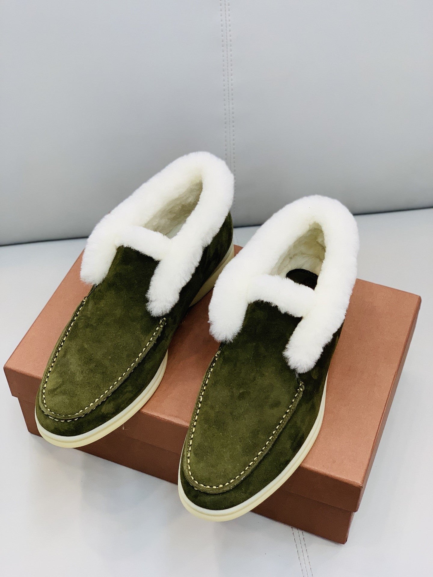 Casual loafers