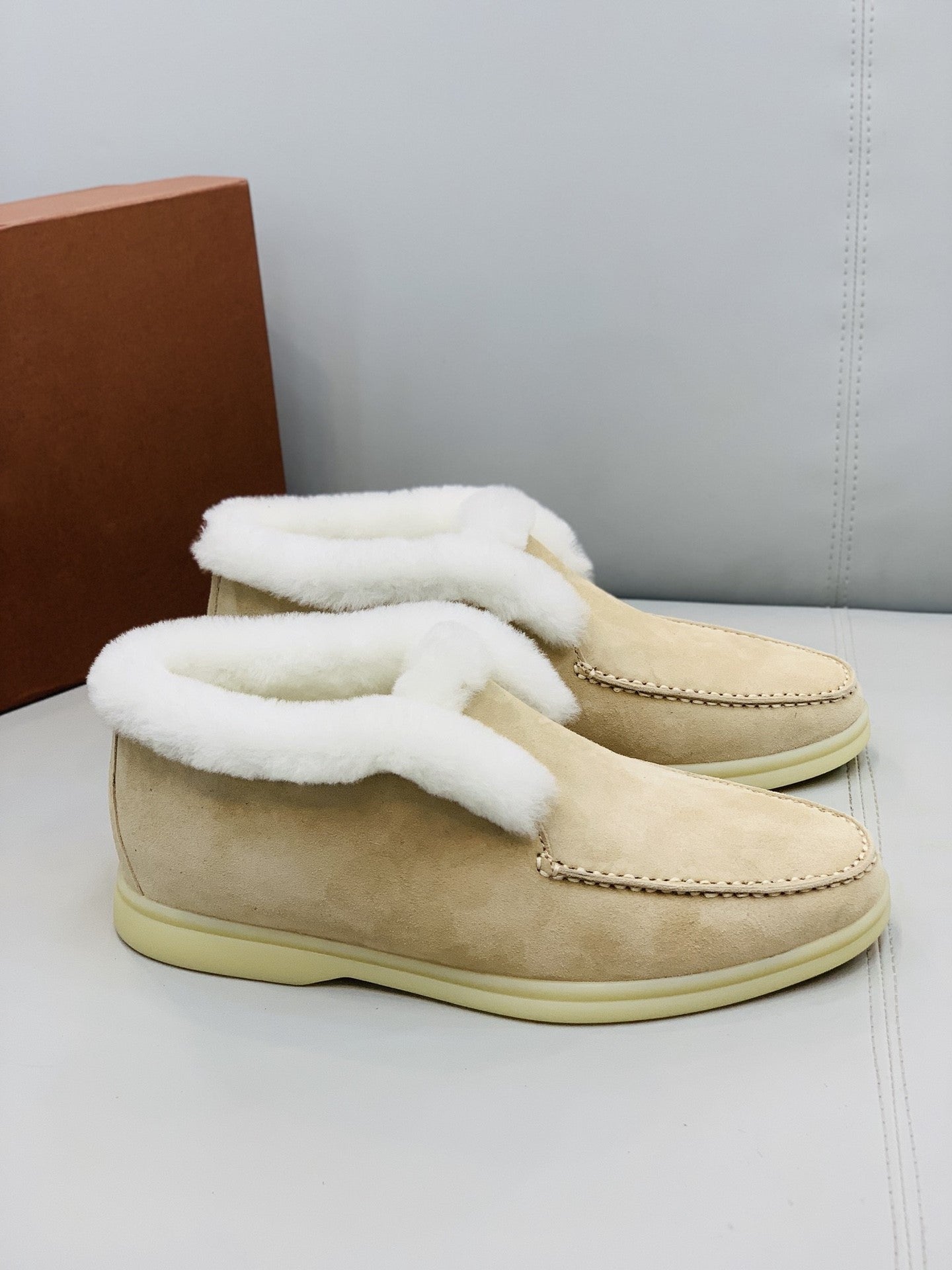 Casual loafers