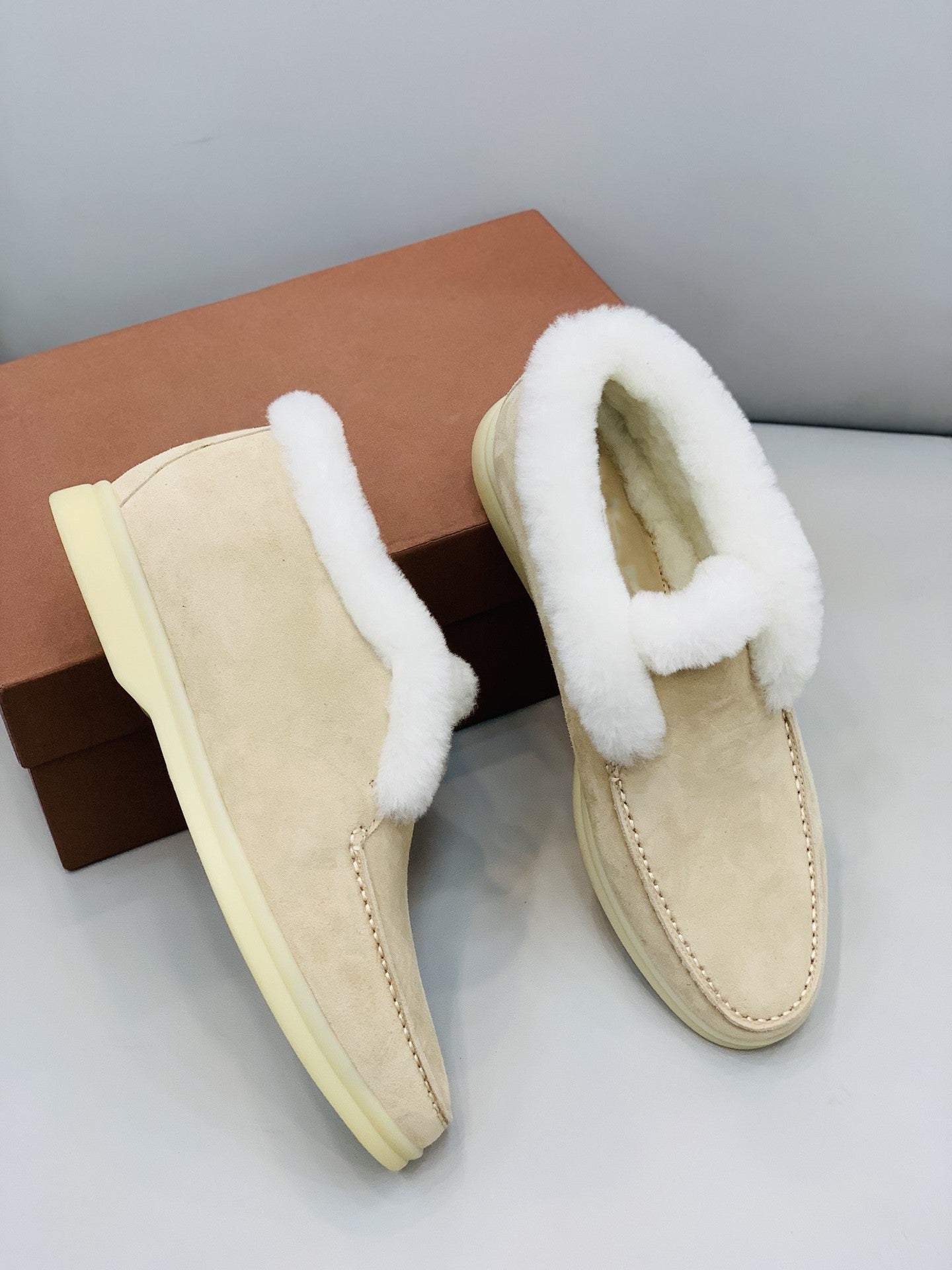 Casual loafers